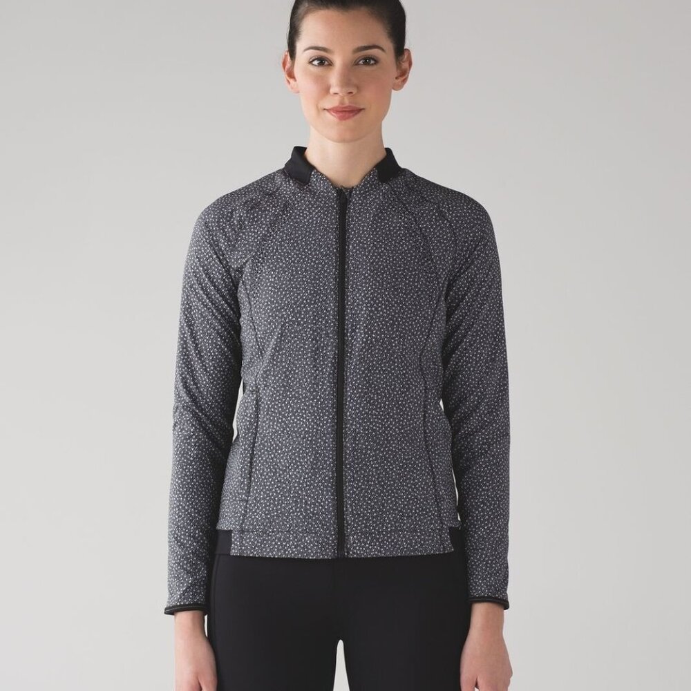 LULULEMON Womens 8 Jacket Hit It Frozen Fizz White Black‎ Swift Ultra Full Zip - Picture 2 of 16